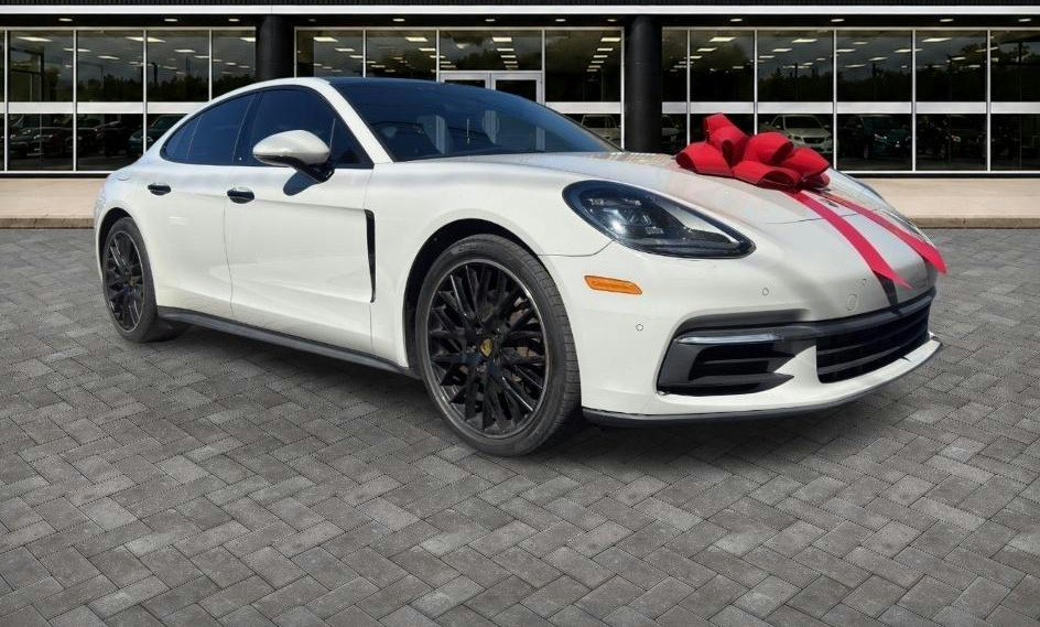 2017 Porsche Panamera
