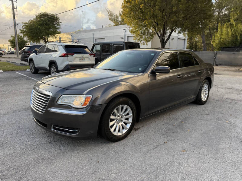 2014 Chrysler 300 Base