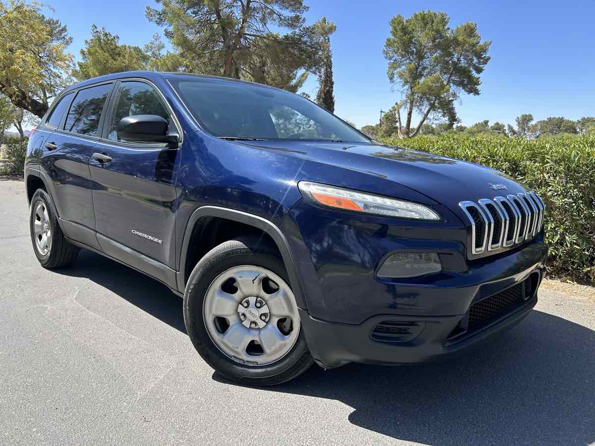 2016 Jeep Cherokee Sport