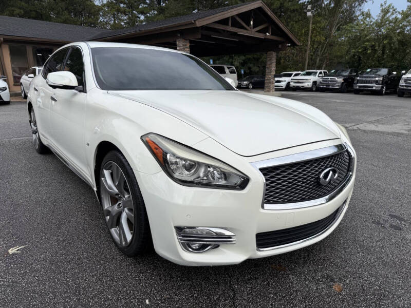 2018 INFINITI Q70L LUXE