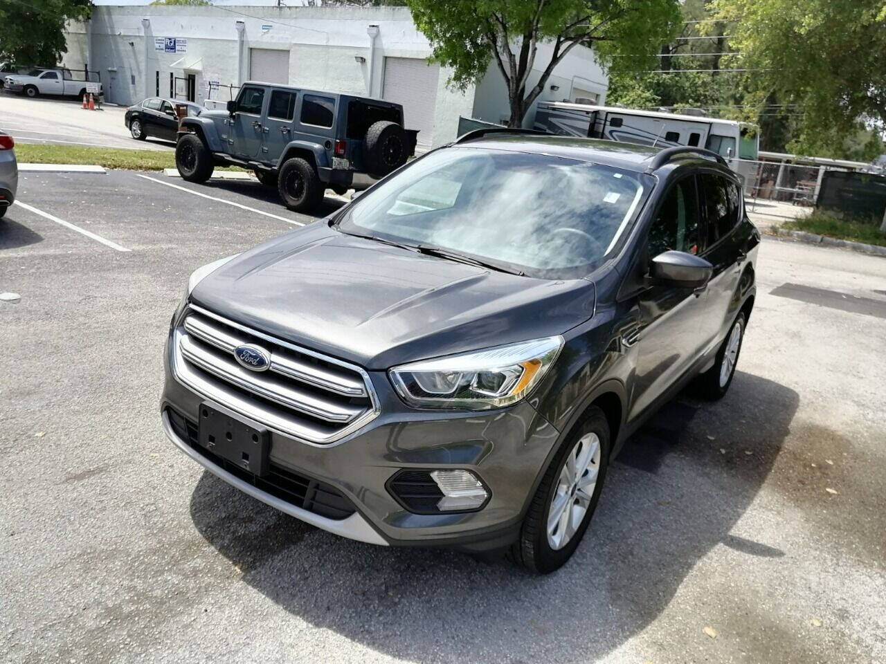 2017 Ford Escape SE's photo